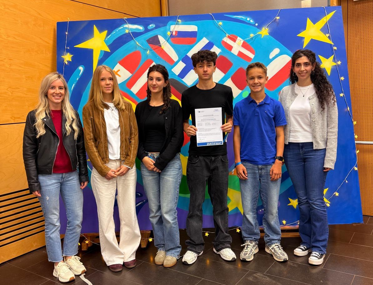 Europäische Botschafterschule GFB beim diesjährigen Treffen aller Botschafterschulen nun aktives zertifiziertes Mitglied